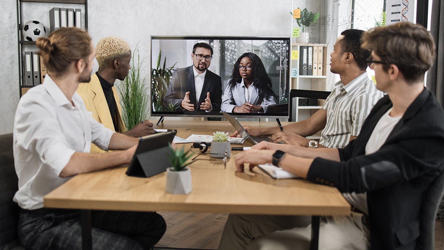 Storytelling Corporativo para la era Digital: Cómo conectar con audiencias internas y externas a través de narrativas visuales